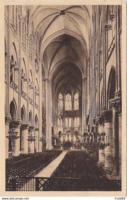 AK 072916 FRANCE - Paris - Notre-Dame - intérieur
