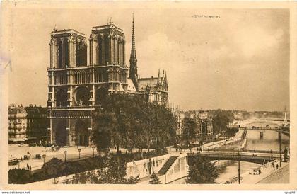 CPA Paris en flanant Notre Dame de Paris vue generale