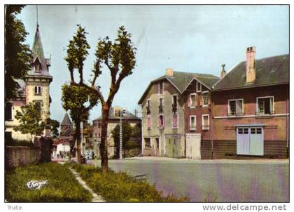 ORADOUR-SUR-VAYRES ENTREE DU BOURG