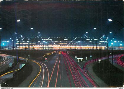 CPM Aeroport de Paris Orly L'Aerogare vue la nit