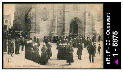 29 Ouessant - Sortie de Messe à OUESSANT (Finistère) - sortie de messe - cpa -  /  D29D  K29155K  C29155C