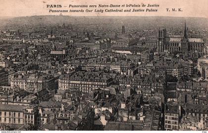 Paris - Panorama vers Notre Dame et le Palais de Justice