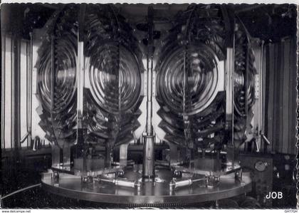 CPA SAINT-PIERRE PENMARCH -phare d'eckmuhl optique double 2000000 de bougies