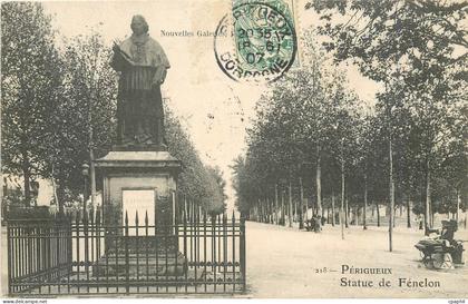 CPA Perigueux Statue de Fenelon