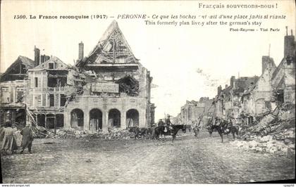 CPA Peronne Militaria