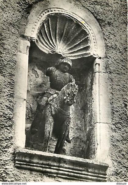 01 - Pérouges - Cité Médiévale - Saint Georges - Patron de Perouges - Statue en bois (Xve siècle) - Carte dentelée - CPS