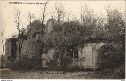 CPA PICQUIGNY Intérieur des Ruines (18223)