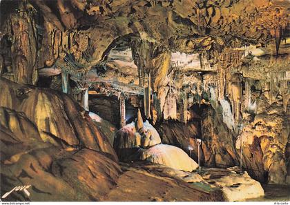 84 PIOLENC GROTTES DE BETHARRAM