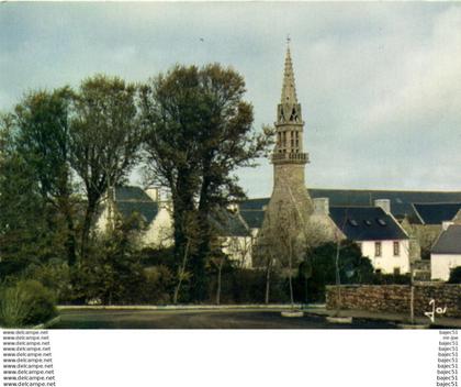 Plogoff - Le bourg; église