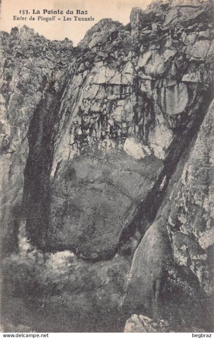 PLOGOFF   LES TUNNELS