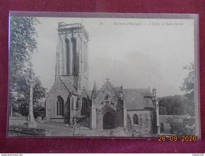CPA - Plonévez-du-Faou - L'Eglise de Saint Herbot