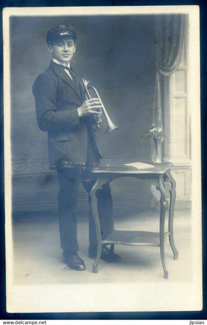 cpa carte photo du 29 Plougonvelin -- Antoine Carpentier réfugié guerre 14-18 du¨Pas de Calais à Plougonvelin Sept24-55