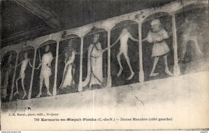 CPA Kermaria en Nisquit Plouha Danse Macabre