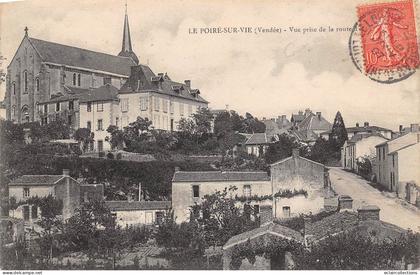 Le Poiré sur Vie          85          Vue sur le bourg    (voir scan)