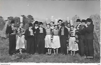 CPSM Groupe Folklorique Région de Pont-l'Abbé