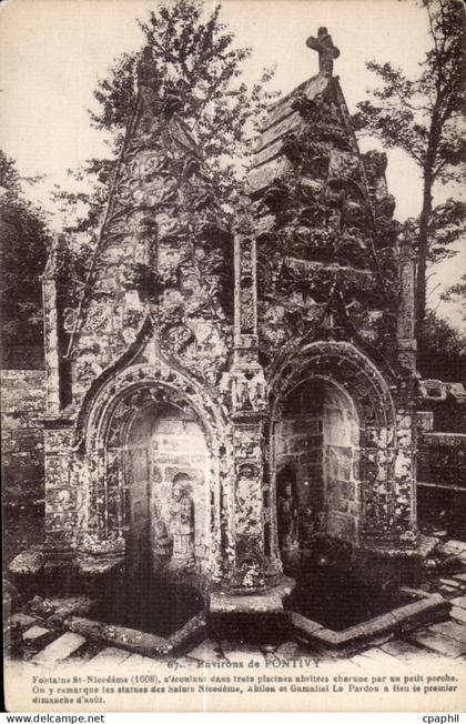 CPA Environs de Pontivy Fontaine St Nicodeme (1608)