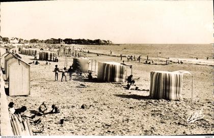 CPA Pornichet Vue Generale De La Plage Vers Le Vieux Pornichet
