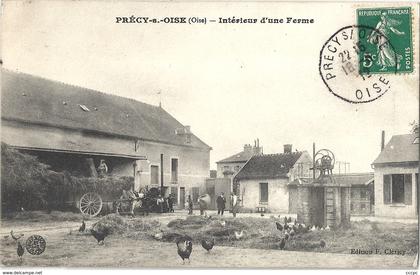 CPA Précy-sur-Oise Intérieur d'une Ferme