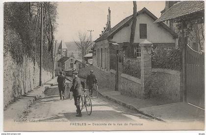 95 - PRESLES - DESCENTE DE LA RUE DE PONTOISE - CPA 1911