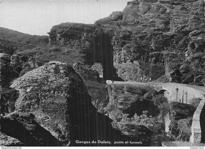 6 GORGES DU DALUIS PONTS ET TUNNELS
