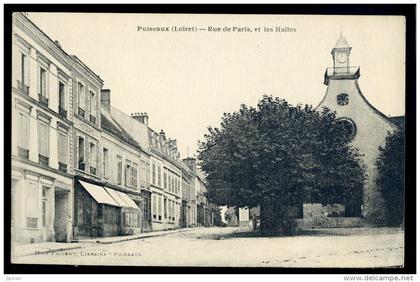 cpa  du 45  Puiseaux -- rue de Paris et les Halles  BB5