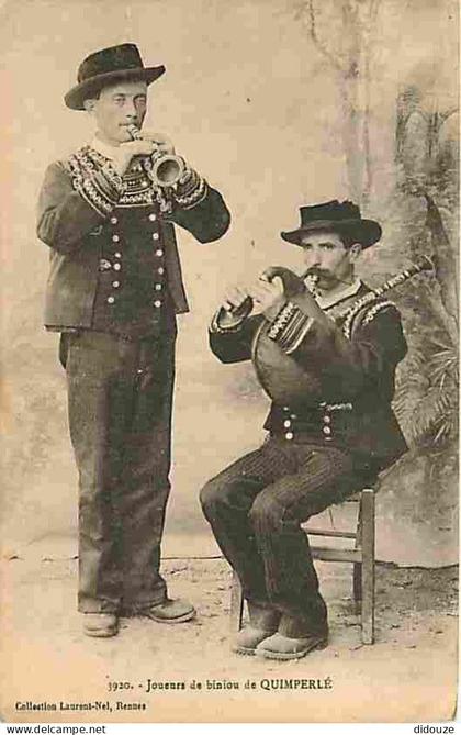 Carte Postale Ancienne - 29 - Quimperlé - Joueurs de biniou de Quimperlé - Animée - Folklore - CPA - Voir Scans Recto-Ve