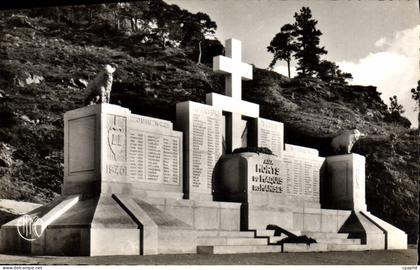 CPA Revin Ardennes Monument des Manises