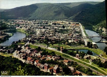 CPA Revin Ardennes Vue Panoramique La piscine et Orzy