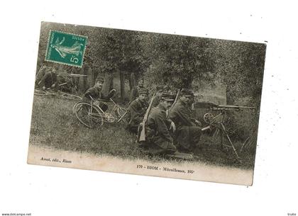 RIOM MITRAILLEUSES 105 E