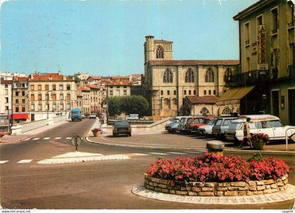 CPM Romans sur Isere Drome Vue sur la Collegiale Saint Barnard