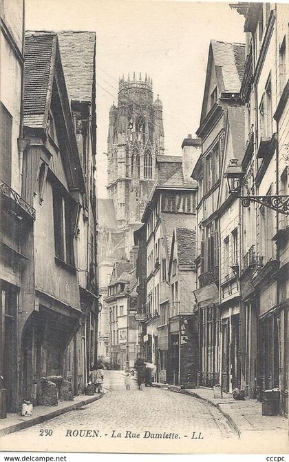 CPA Rouen La Rue Damiette