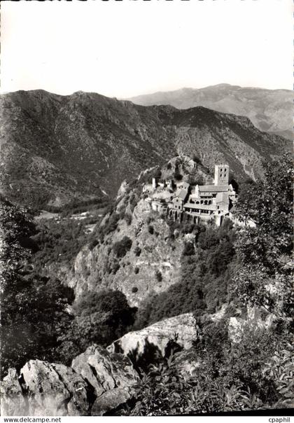 CPM Le Roussillon Abbaye de Saint Martin du Canigou vue Generale