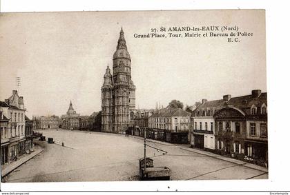 CPA-Carte Postale-France-Saint Amand les Eaux- Grand Place,Tour,Mairie et Police VM27201mo