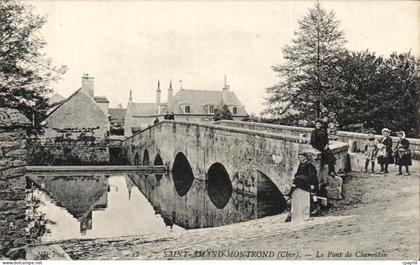 CPA Saint Amand Montrond Le Pont De Charenton Enfants