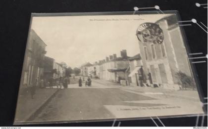 carte   postale  SAINT FLORENT DES BOIS  grande rue