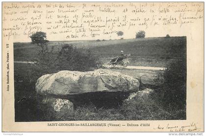 86 - SAINT GEORGES les BAILLARGEAUX - dolmen d'Aillé