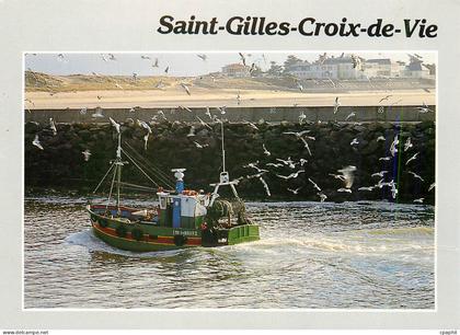 CPM Saint Gilles Croix de Vie Bateau de peche