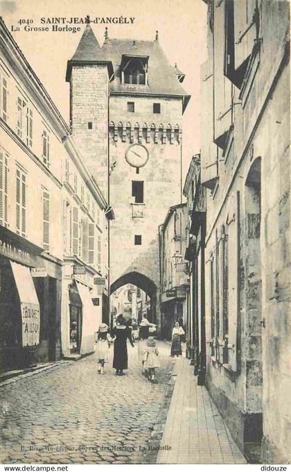 17 - Saint Jean d'Angély - La Grosse Horloge - Animée - CPA - Voir Scans Recto-Verso