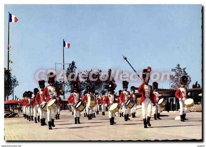 CPSM SAINT-LAURENT-du-VAR majorettes