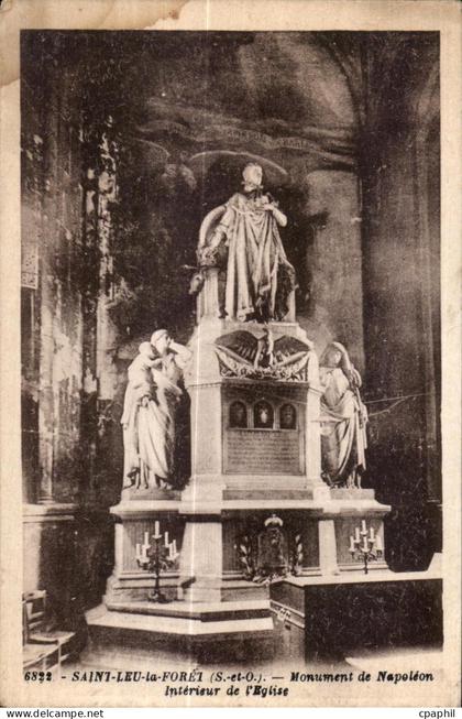 CPA Saint leu la foret (S-et O) monument de napoleon interieur de I eglise