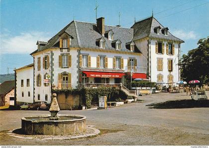Raulhac (15 - Cantal) Hôtel du Midi