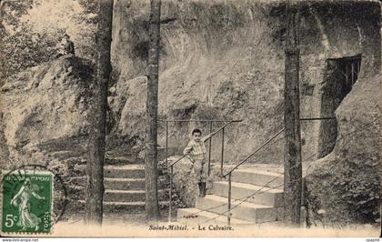 CPA Saint Mihiel Le Calvaire Enfant