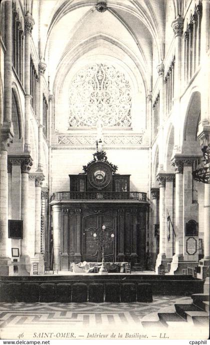 CPA Saint Omer Interieur de la Basilique