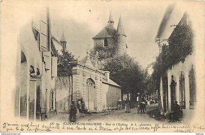 Carte Postale Ancienne - 65 - Saint Pé de Bigorre - Rue de l'Eglise - Animée - Précurseur - Oblitération ronde de 1906 -