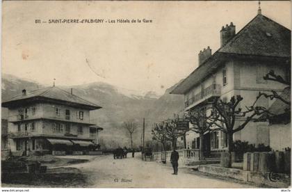CPA SAINT-PIERRE-d'ALBIGNY Les Hotels de la Gare (1192702)