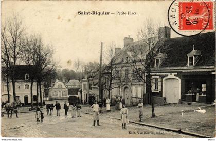 CPA SAINT-RIQUIER Petite Place (1292101)