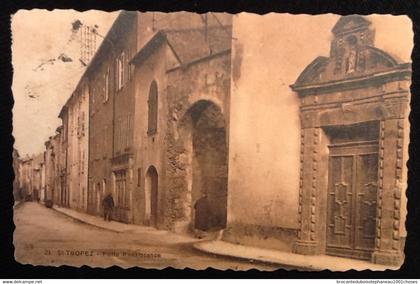 83 Saint-Tropez  Porte Renaissance