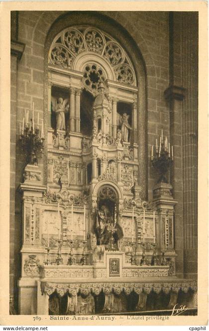 CPA Sainte Anne d'Auray L'Autel privilegie