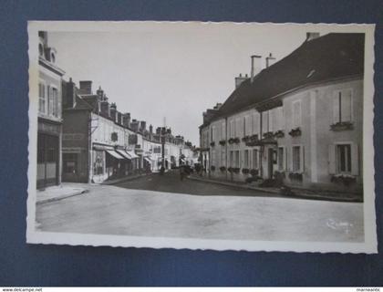 Cpa Sancoins (18) route de Nevers