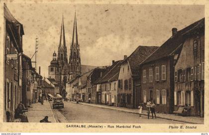 CPA SARRALBE - Rue Marechal Foch (170095)